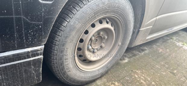 Toyota Grand HiAce 2002 Black