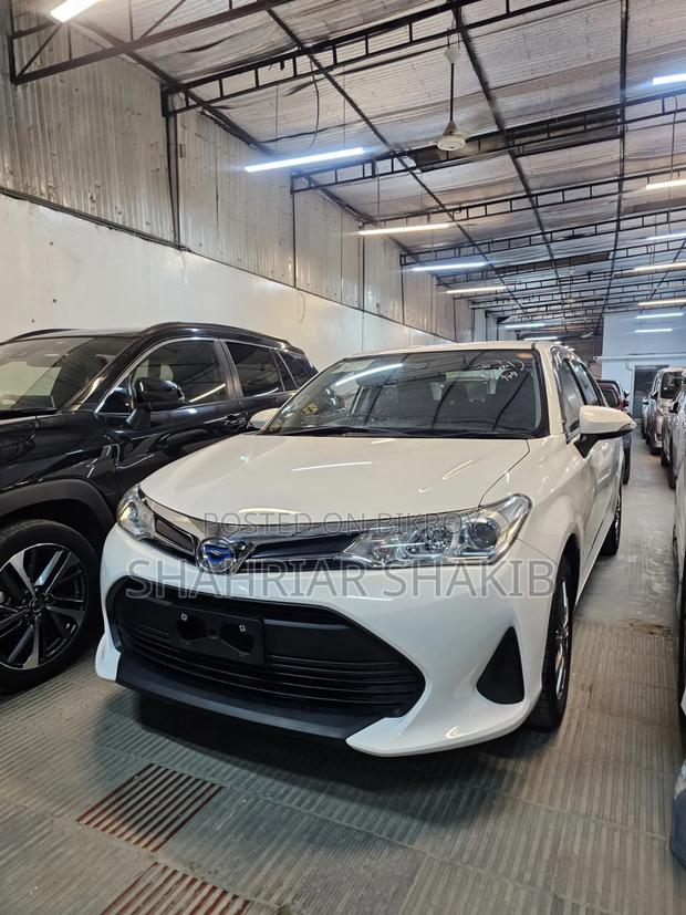 Toyota Axio 2021 White