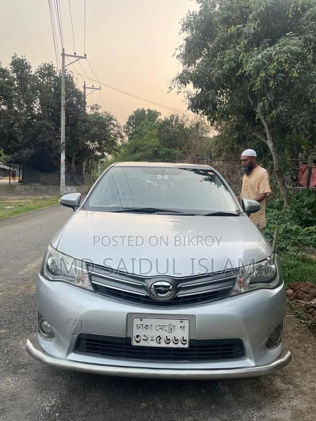 Toyota Axio 2014 Silver