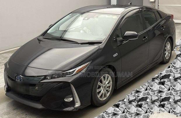 Toyota Prius 2022 Black
