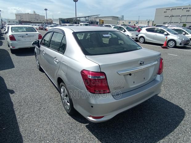 Toyota Axio 2021 Silver