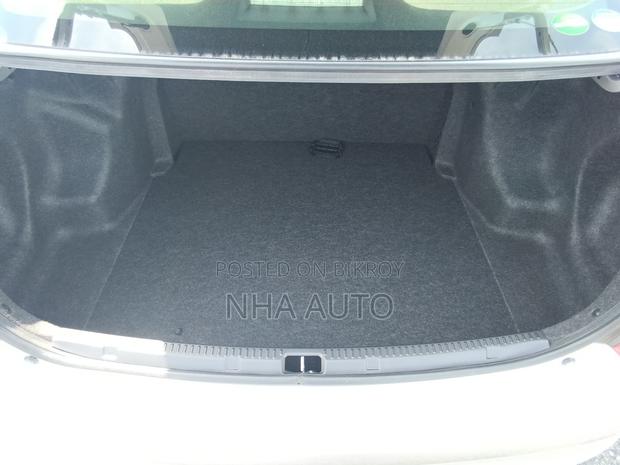 Toyota Axio 2021 Silver
