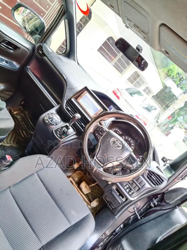 Toyota Noah 2014 Maroon