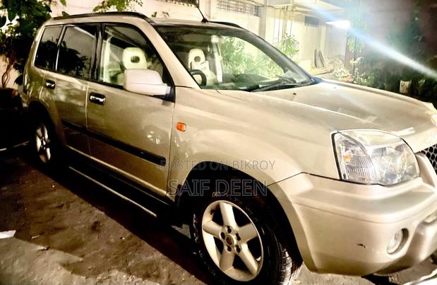 Nissan X-Trail 2003 Gold