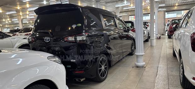 Toyota Sienta 1.5 AWD (6-Seater) 2018 Purple