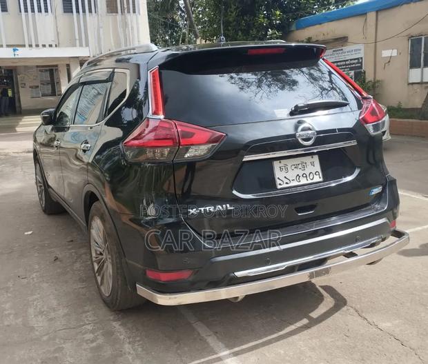 Nissan X-Trail 2.0 Hybrid FWD 2018 Black