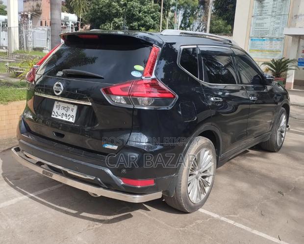 Nissan X-Trail 2.0 Hybrid FWD 2018 Black