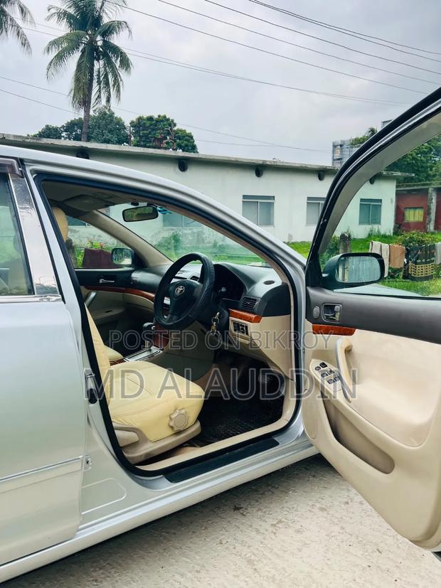 Toyota Premio 2015 Silver