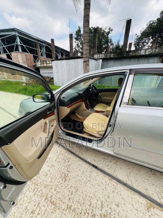 Toyota Premio 2015 Silver