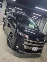 Toyota Noah 2023 Black for sale