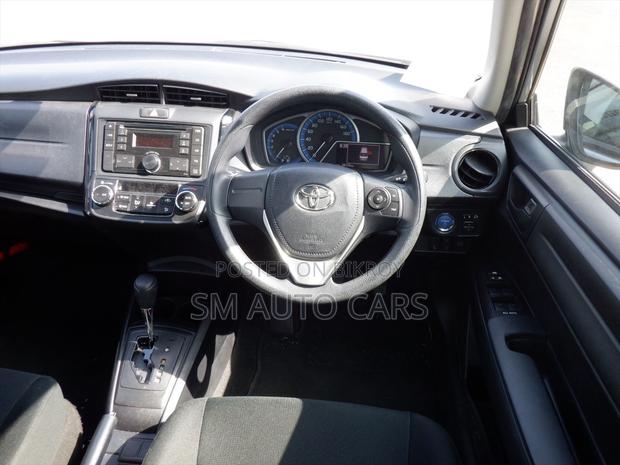 Toyota Axio 2021 Silver