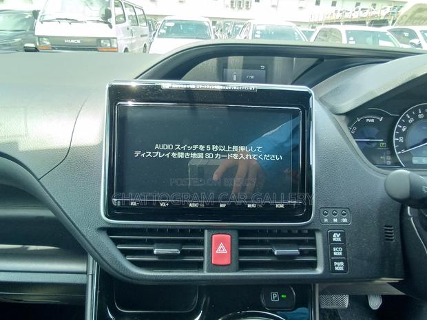 Toyota Noah 2021 Pearl