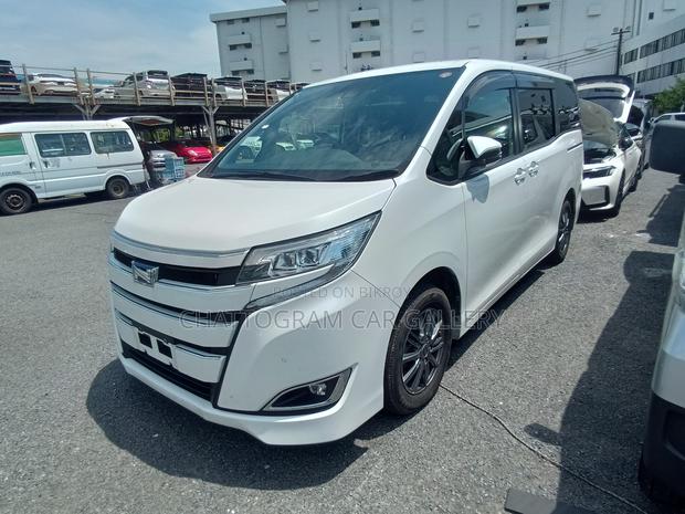 Toyota Noah 2021 Pearl