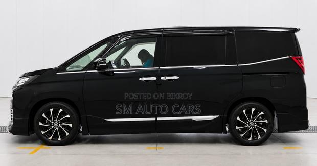 Toyota Noah 2024 Black