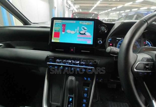 Toyota Noah 2024 Black