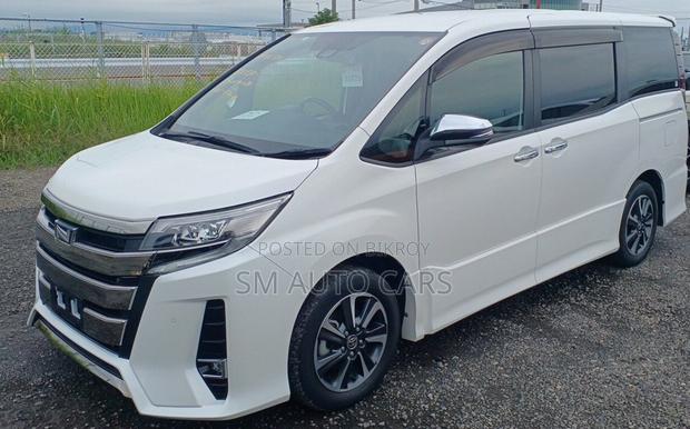 Toyota Noah 2.0 FWD (7 Seater) 2021 Pearl