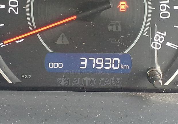 Toyota Noah 2.0 FWD (7 Seater) 2021 Pearl