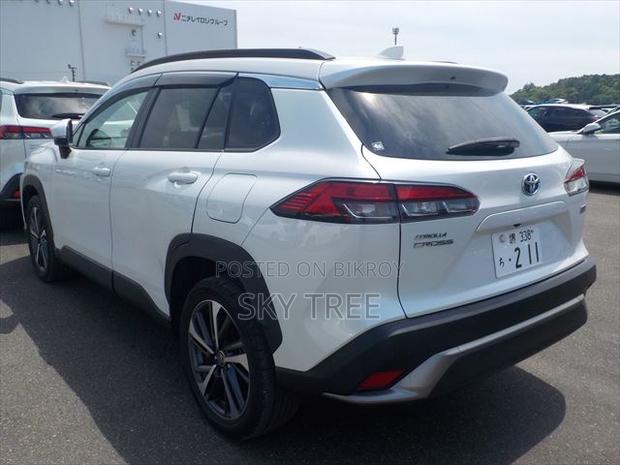 Toyota Corolla Cross 2021 Pearl