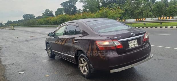 Toyota Premio 2012 Maroon