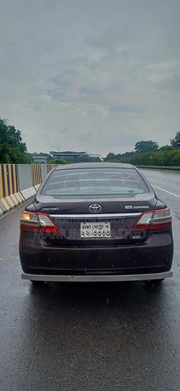 Toyota Premio 2012 Maroon