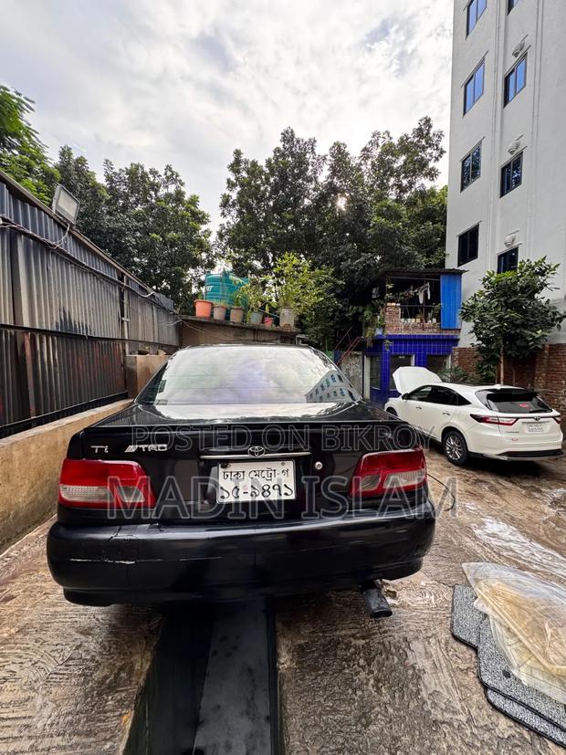 Toyota Carina 1999 Black