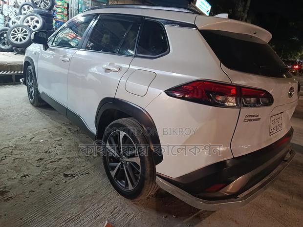 Toyota Corolla Cross 2021 Pearl
