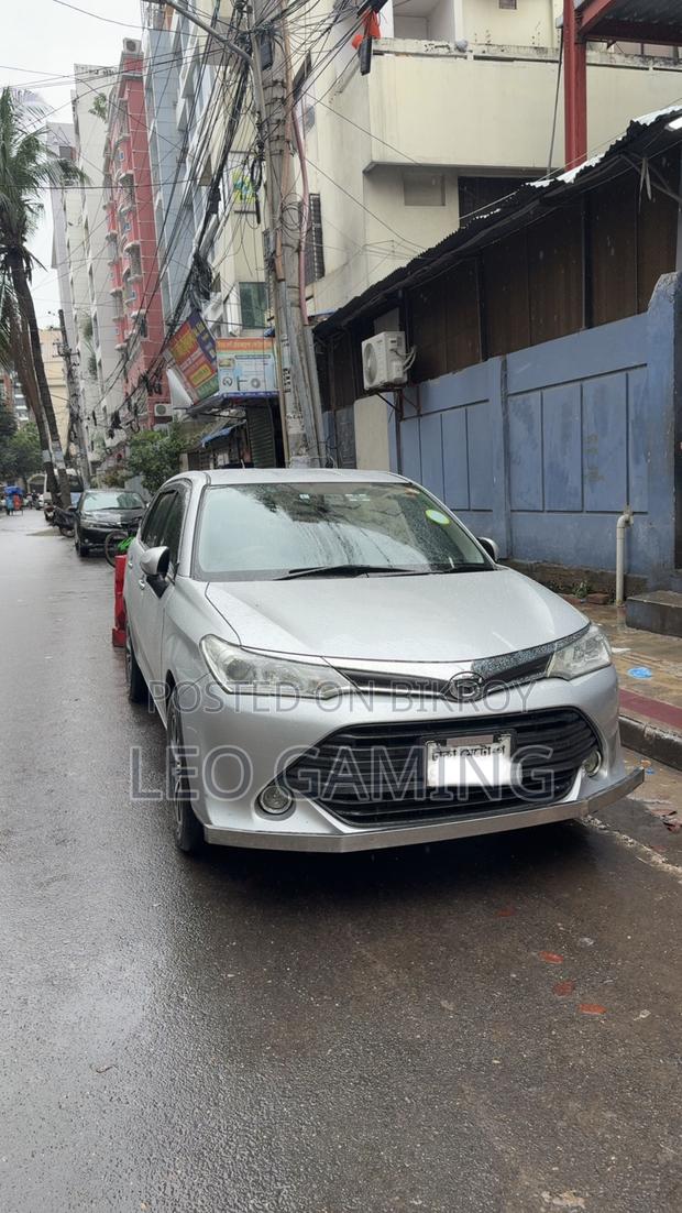 Toyota Corolla Fielder 1.5 Petrol FWD 2017 Silver