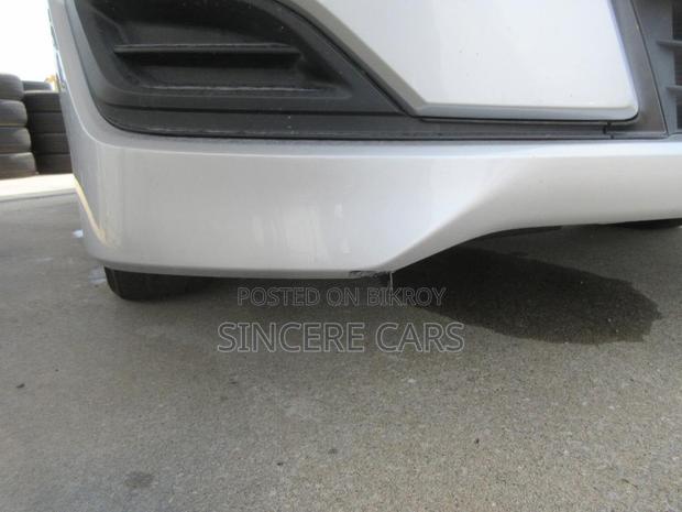 Toyota Noah 2021 Silver