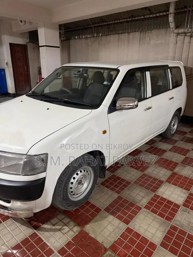 Toyota Probox 2005 White