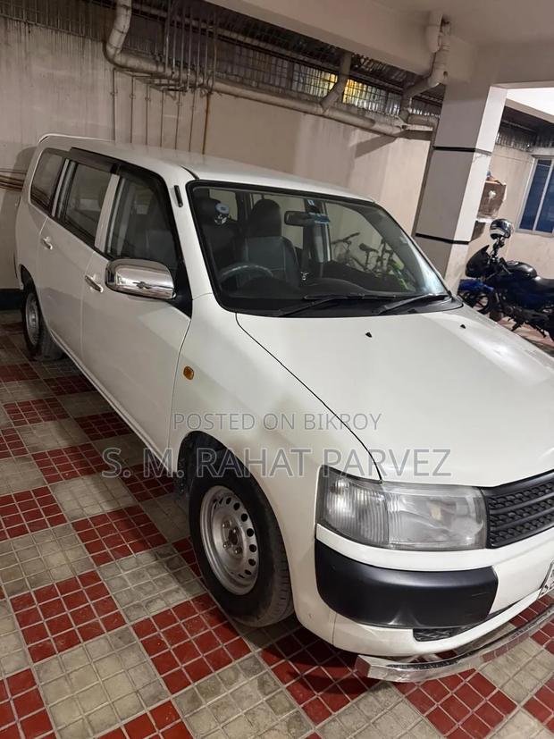 Toyota Probox 2005 White