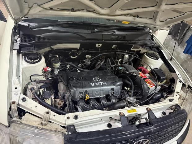 Toyota Probox 2005 White