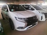 Mitsubishi Outlander 2.0 PHEV AWD 2019 Pearl for sale