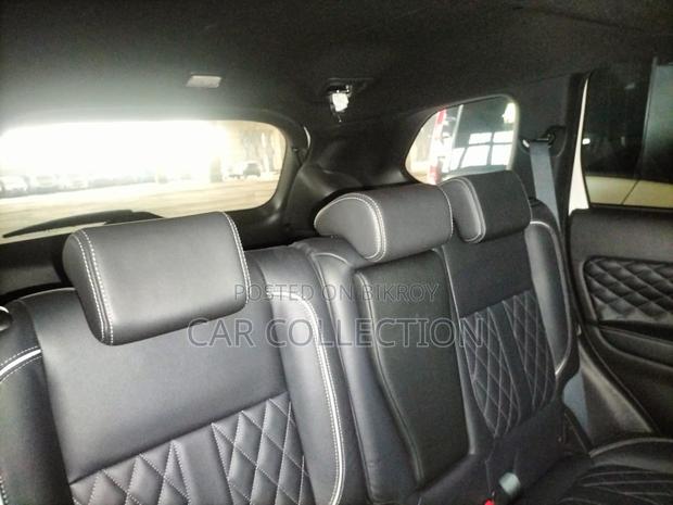 Mitsubishi Outlander 2.0 PHEV AWD 2019 Pearl