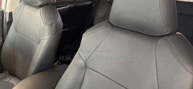 Toyota RAV4 XLE Premium AWD 2020 White
