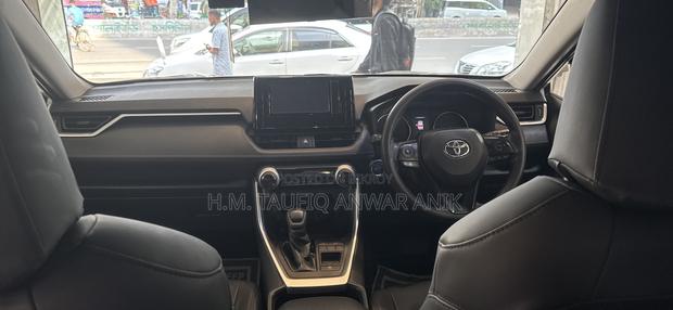 Toyota RAV4 XLE Premium AWD 2020 White