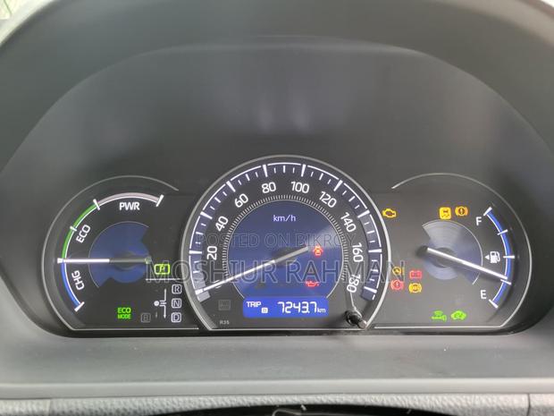 Toyota Esquire 1.8 FWD Hybrid (7 seater) 2018 Black