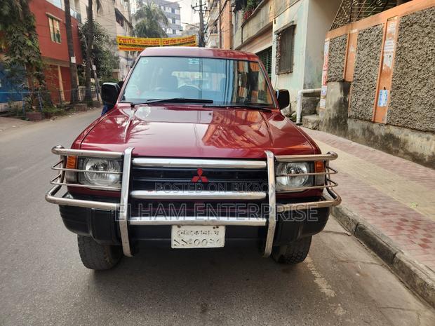 Mitsubishi Pajero 2009 Red