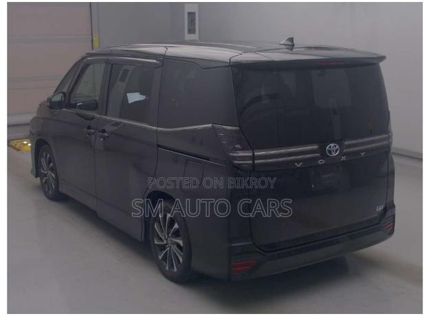Toyota Voxy 2022 Black