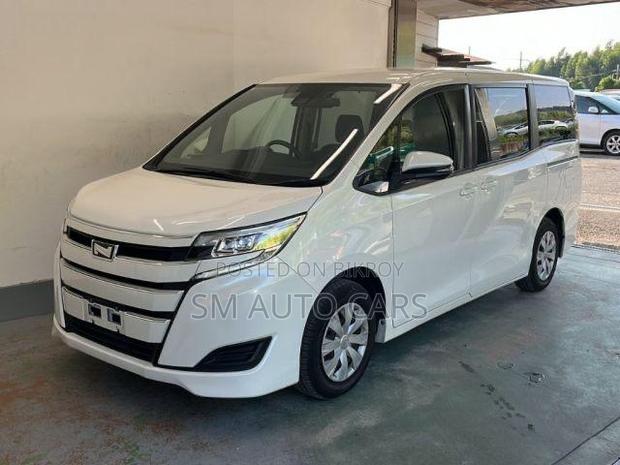 Toyota Noah 2021 Pearl