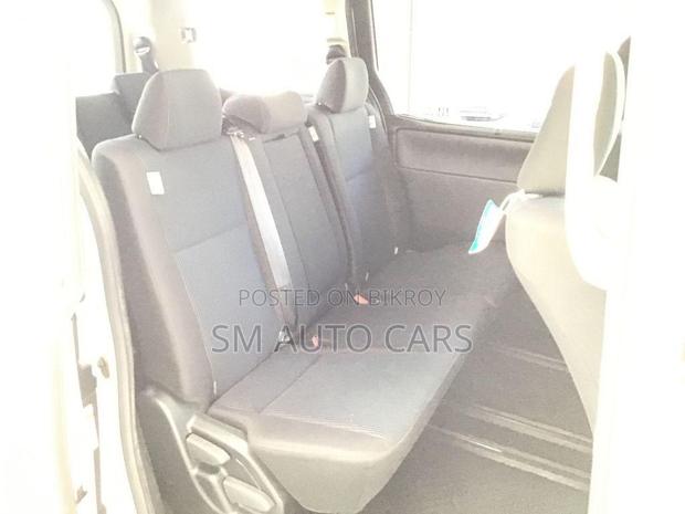 Toyota Noah 2021 Pearl