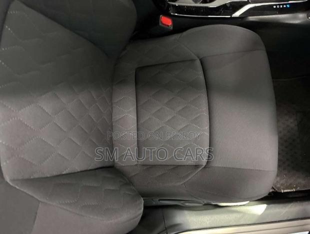 Toyota Corolla Cross 1.8 Hybrid FWD 2022 Brown