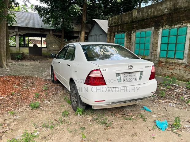 Toyota Corolla 2004 White