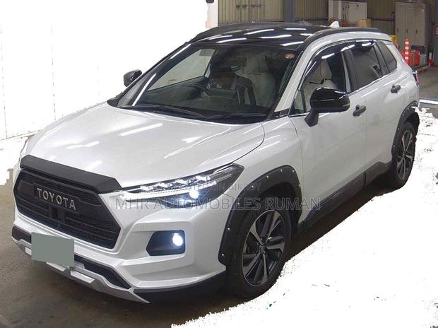 Toyota Corolla Cross 1.8 Hybrid FWD 2022 Pearl