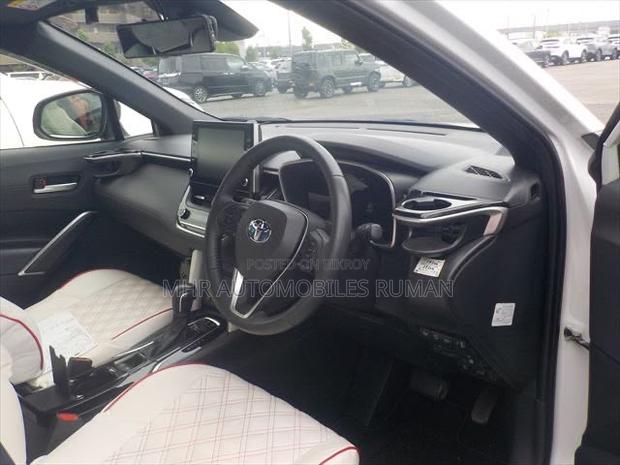 Toyota Corolla Cross 1.8 Hybrid FWD 2022 Pearl