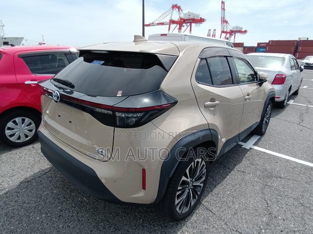 Toyota Yaris Cross 2021 Beige