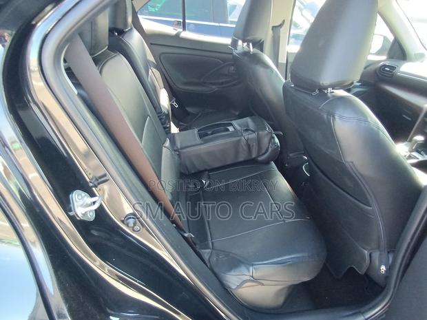 Toyota Yaris Cross 2021 Black