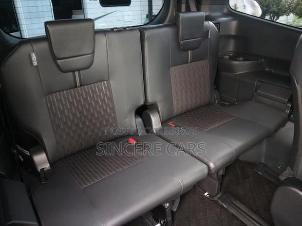 Toyota Noah 2023 Pearl