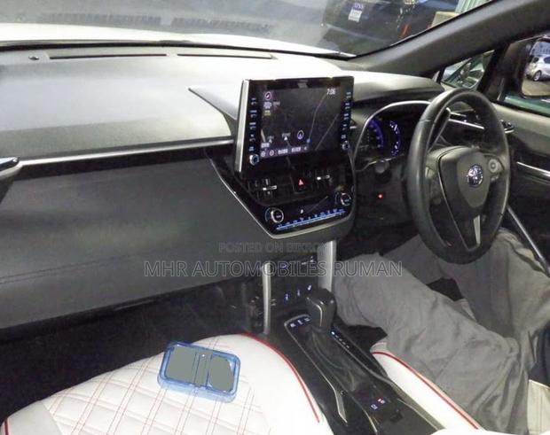 Toyota Corolla Cross 1.8 Hybrid FWD 2022 Pearl