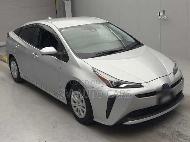 Toyota Prius 2021 Silver
