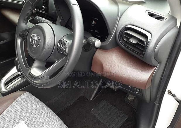 Toyota Yaris Cross 2021 Pearl